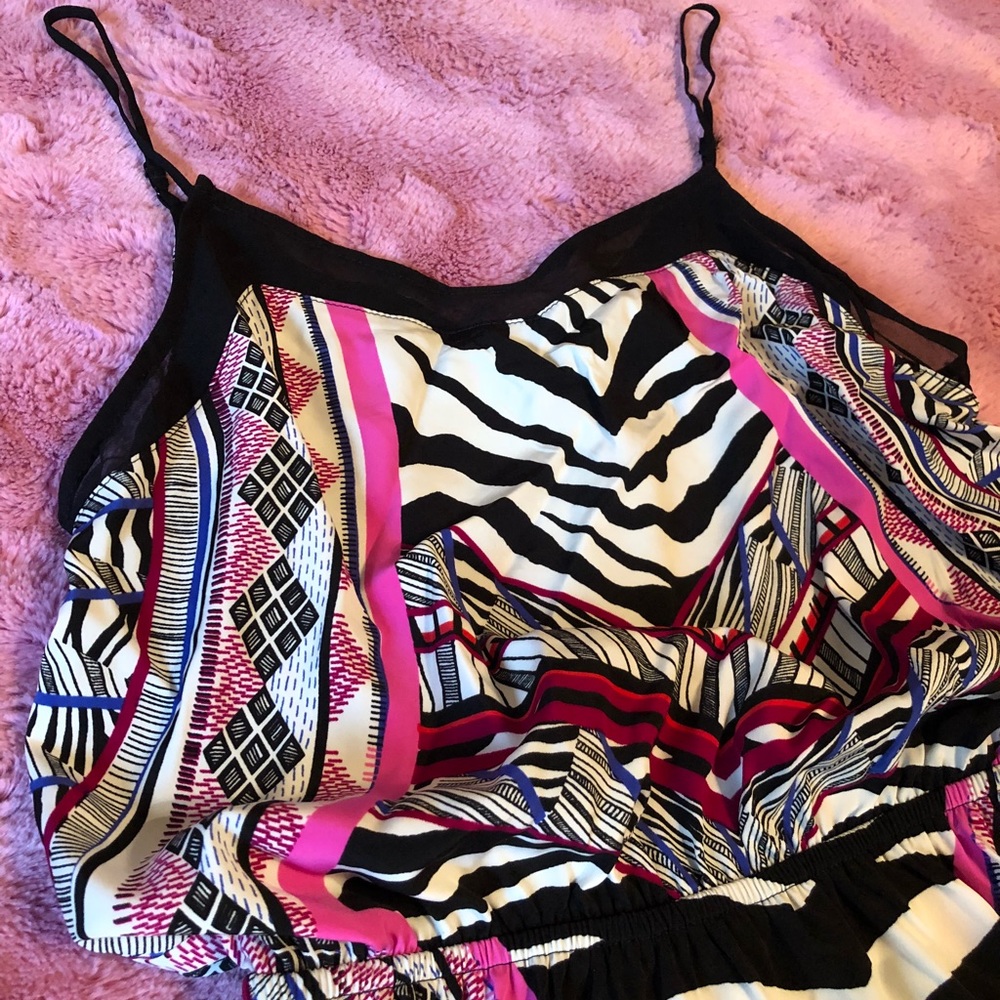 Pattern Express Dress - Picture 2 of 6